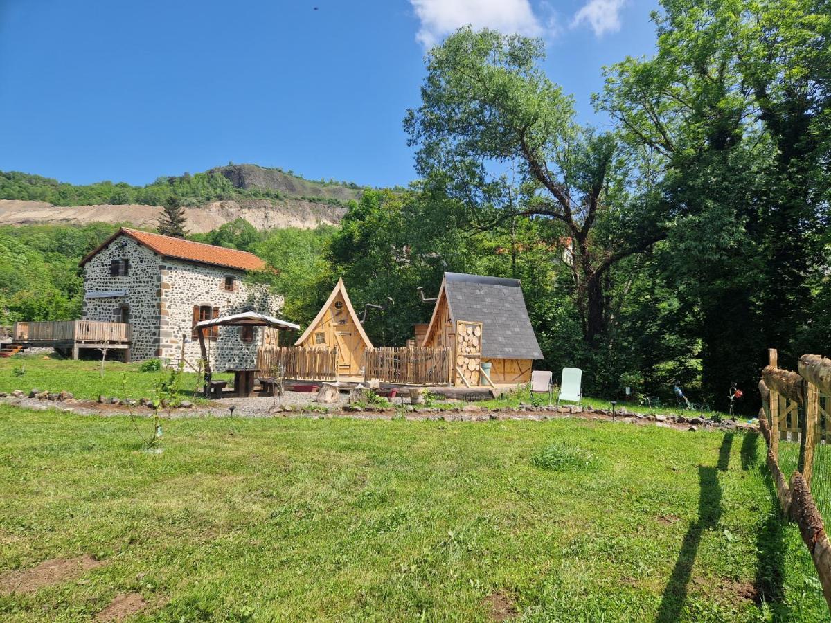 Les Cabanes Feeriques Du Cheix Saint-Diery Exterior photo
